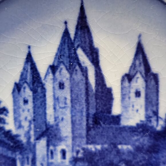Royal Copenhagen Mini Plate Plaquette Church of Our Lady Kalundborg Kirke Denmar - Picture 2 of 4